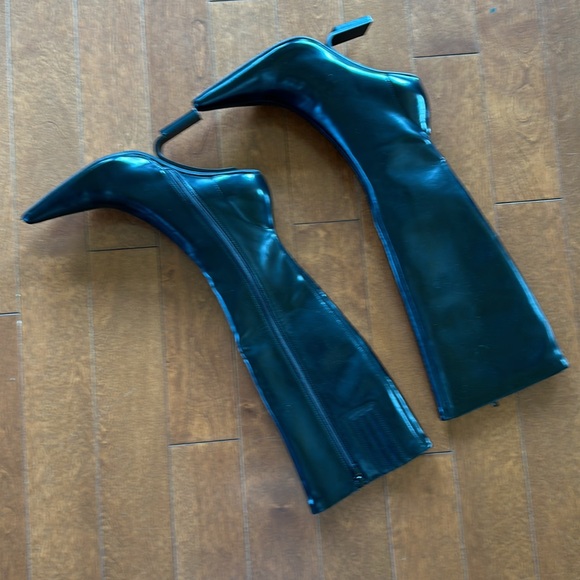 Jeffrey Campbell Women's Compass Hidden Heel Boots size 8 - Picture 5 of 8